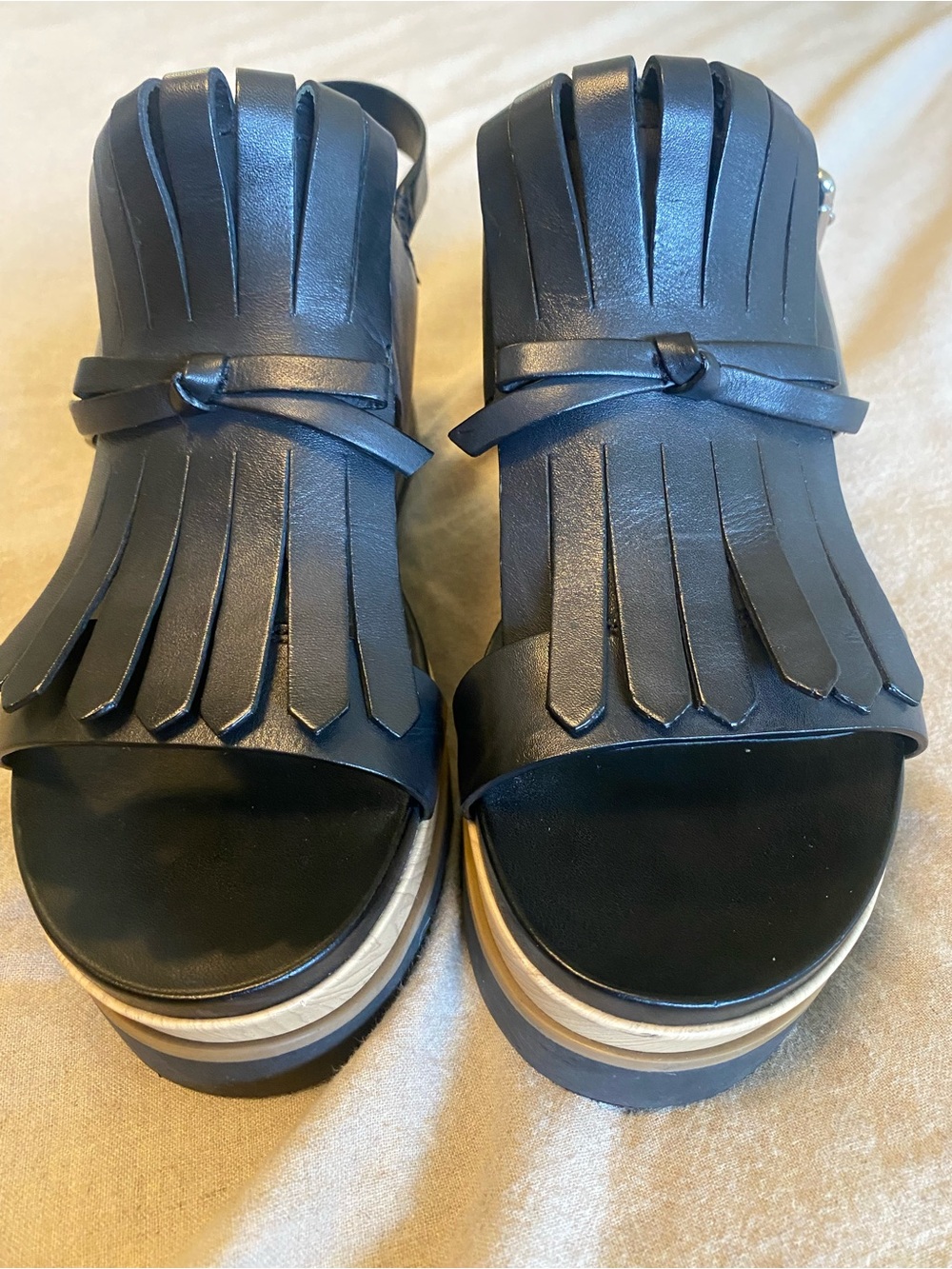 RUDSAK Fringe Platform Sandals - Picture 2 of 5
